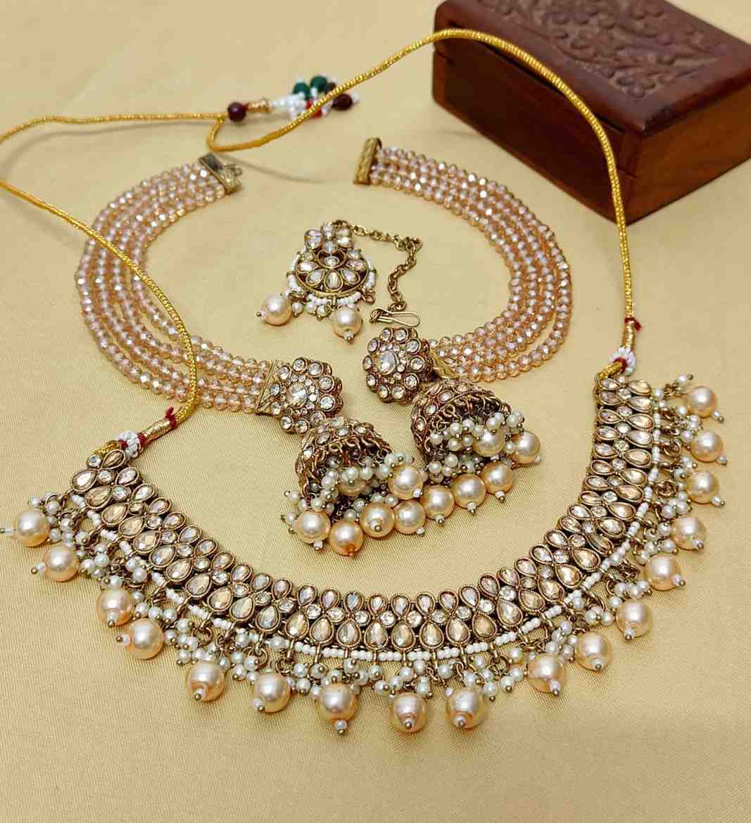 Beautiful Premium Quality Reverse Ad Stone Work  Chokker With Beautiful Shara Jhumki And Tika....