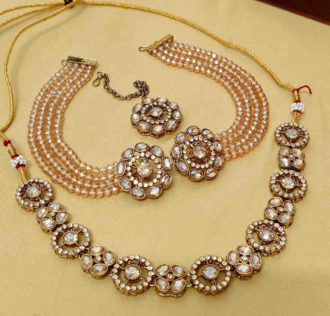 Beautiful Premium Quality Reverse Ad Stone Work Chokker With Beautiful Shara Big Size Studs And Tika