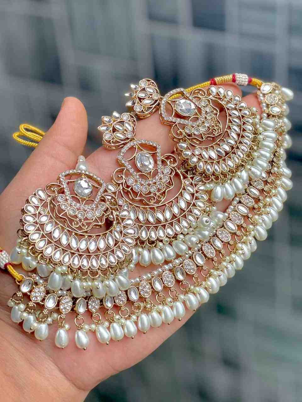 Beautiful Premium Quality Reverse Ad Stone Work Pakistani Chokker With Beautiful Earrings And Tika..
