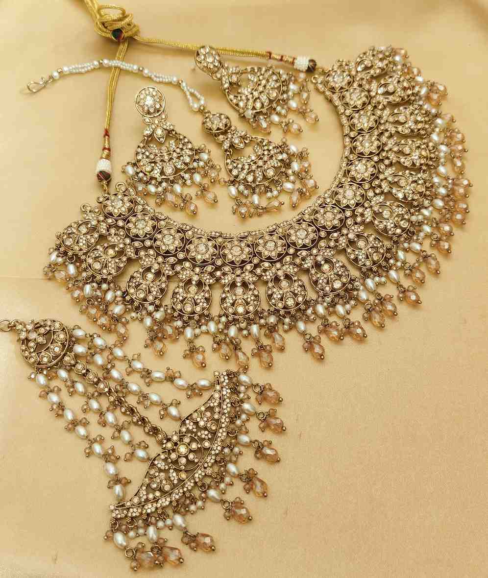 Beautiful Premium Quality Reverse Ad Stone Work Polky Semi Bridal Necklace With beautiful Earrings A