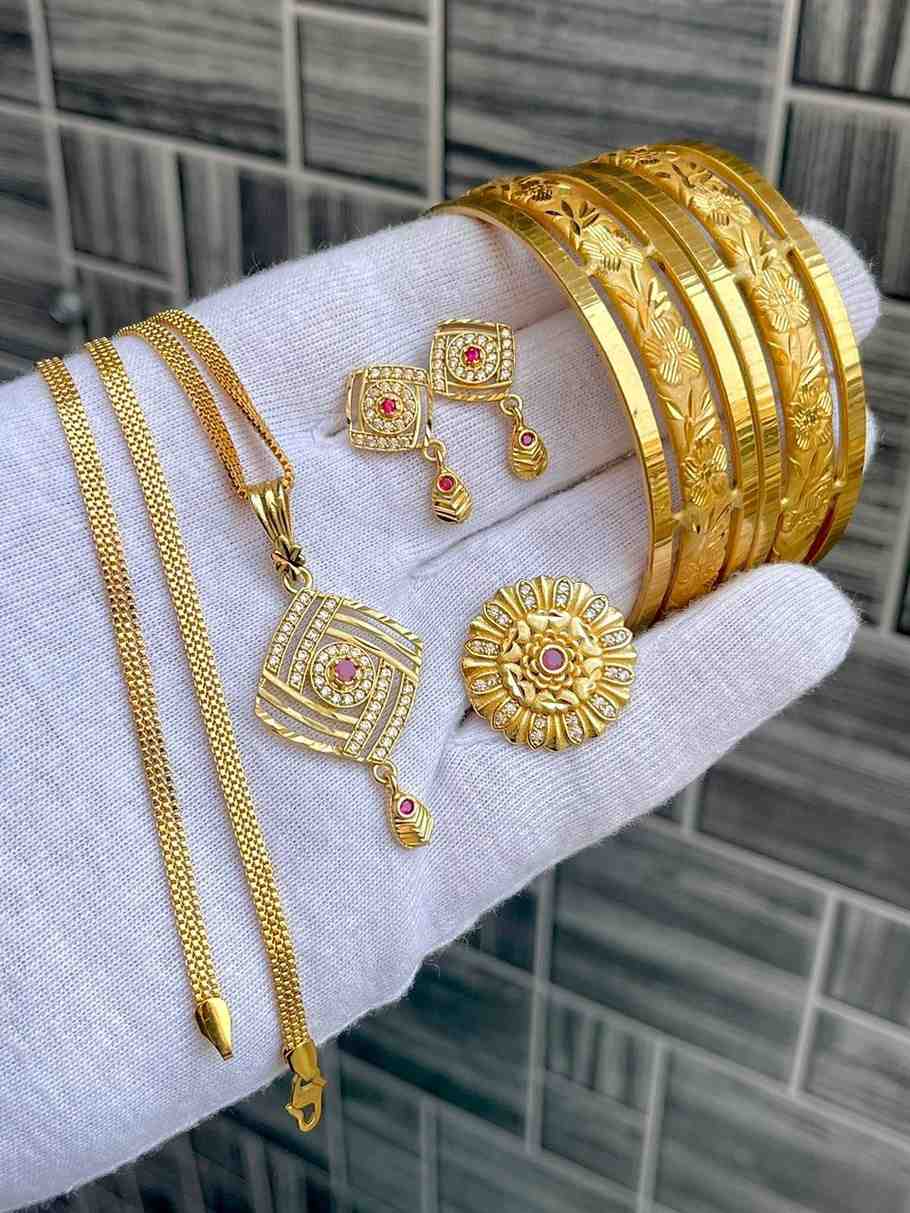 Beautiful Premium Quality Gold Plated Pendant With Tops And Adjustable Ring With Bangle Combo.... Si
