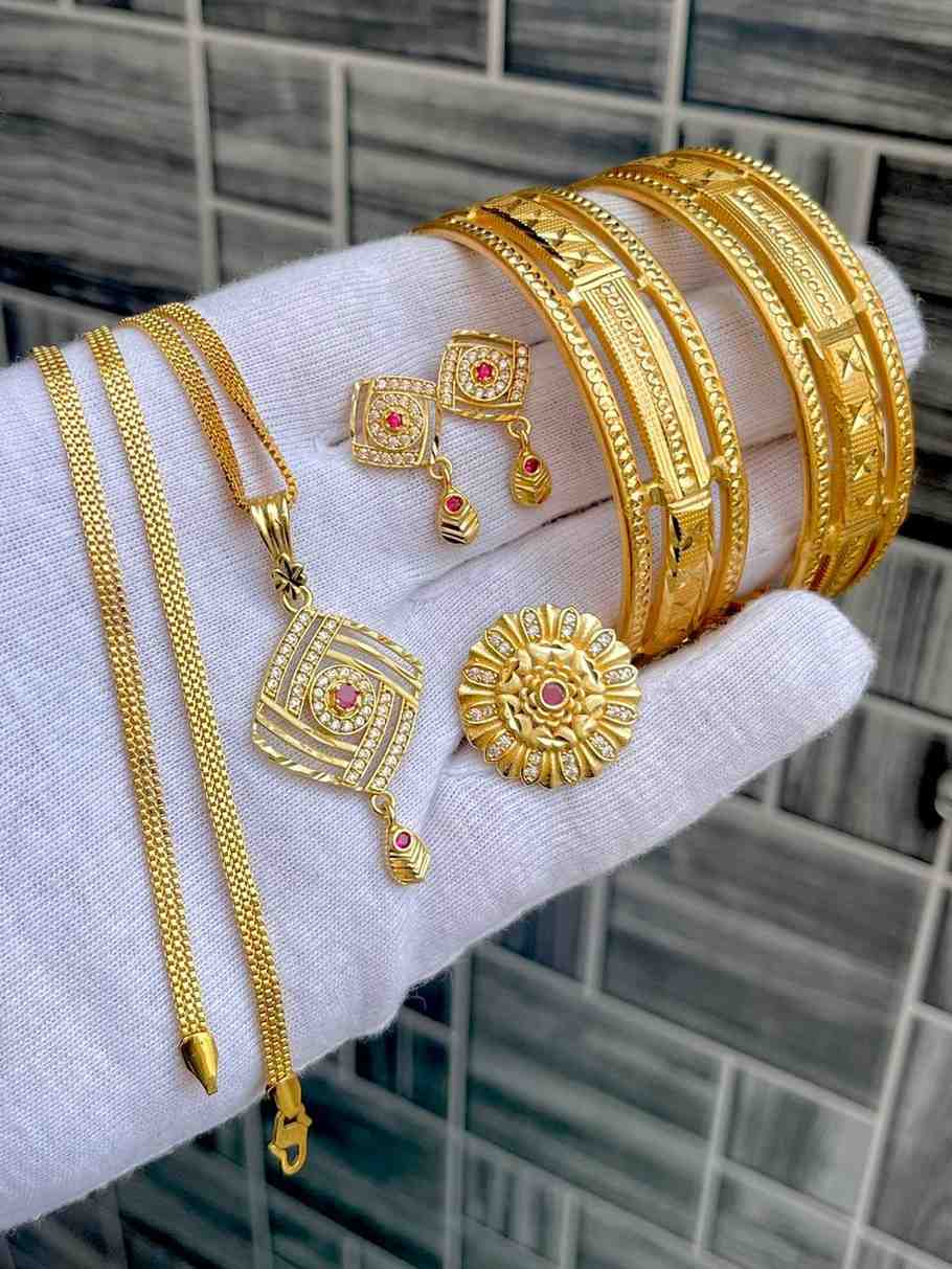 Beautiful Premium Quality Gold Plated Pendant With Tops And Adjustable Ring With Bangle Combo.... Si