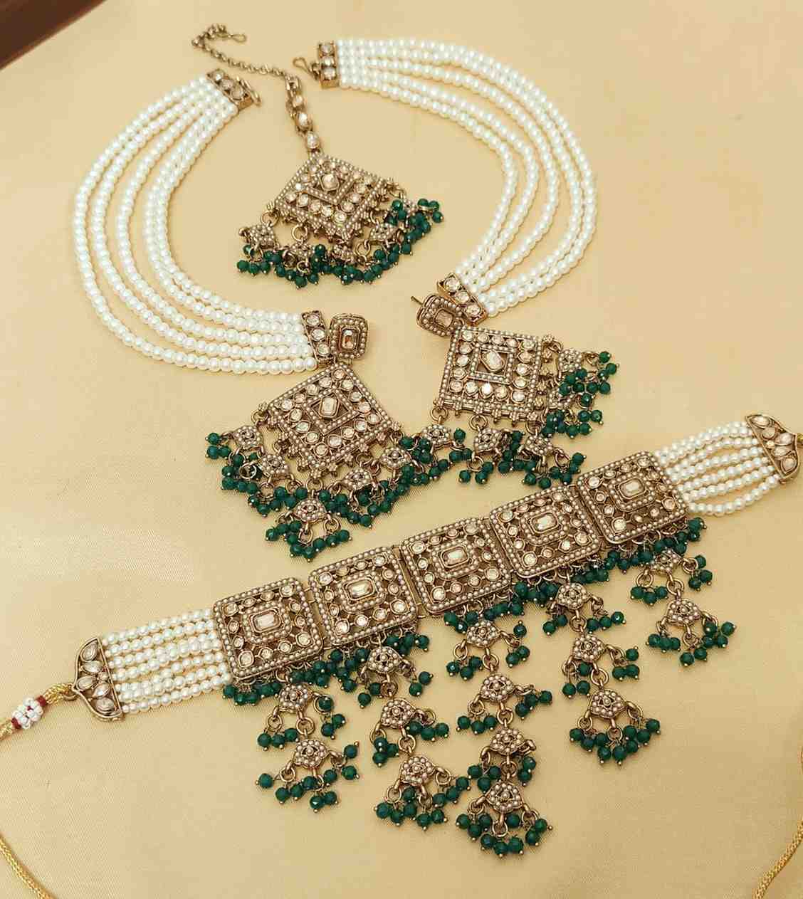 Beautiful Premium Quality  Reverse Ad Stone Work  Necklace With Beautiful Bahubali Earrings and tika