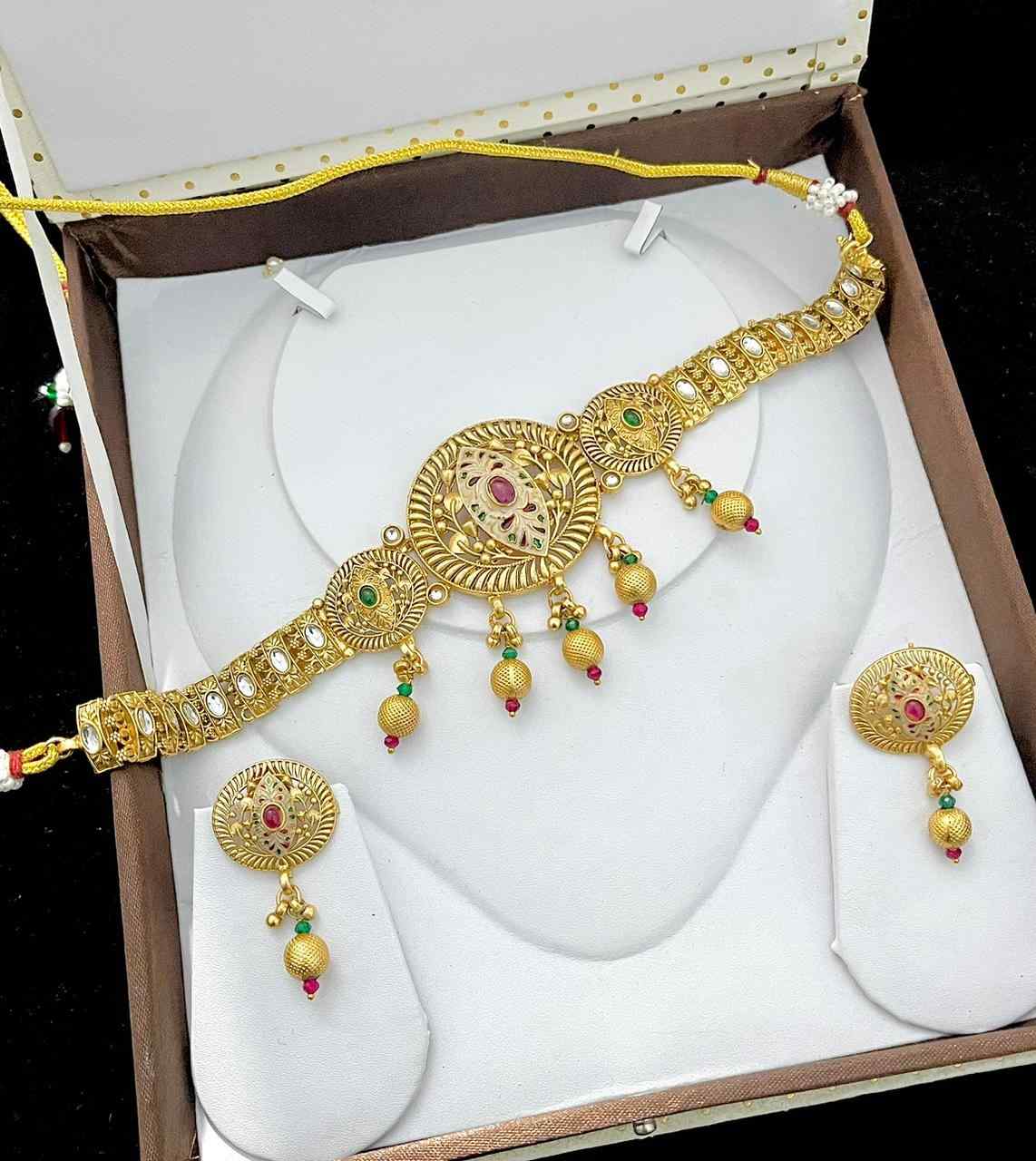 Beautiful Premium Quality Gold Plated Matt Chokker With Beautiful Earrings….