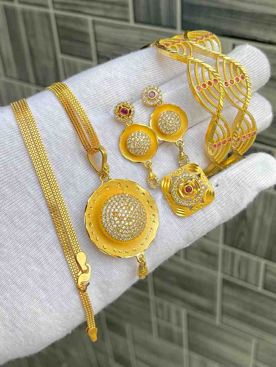 Beautiful Premium Quality Gold Plated Pendant With Tops And Adjustable Ring With Bangle Combo.... Si