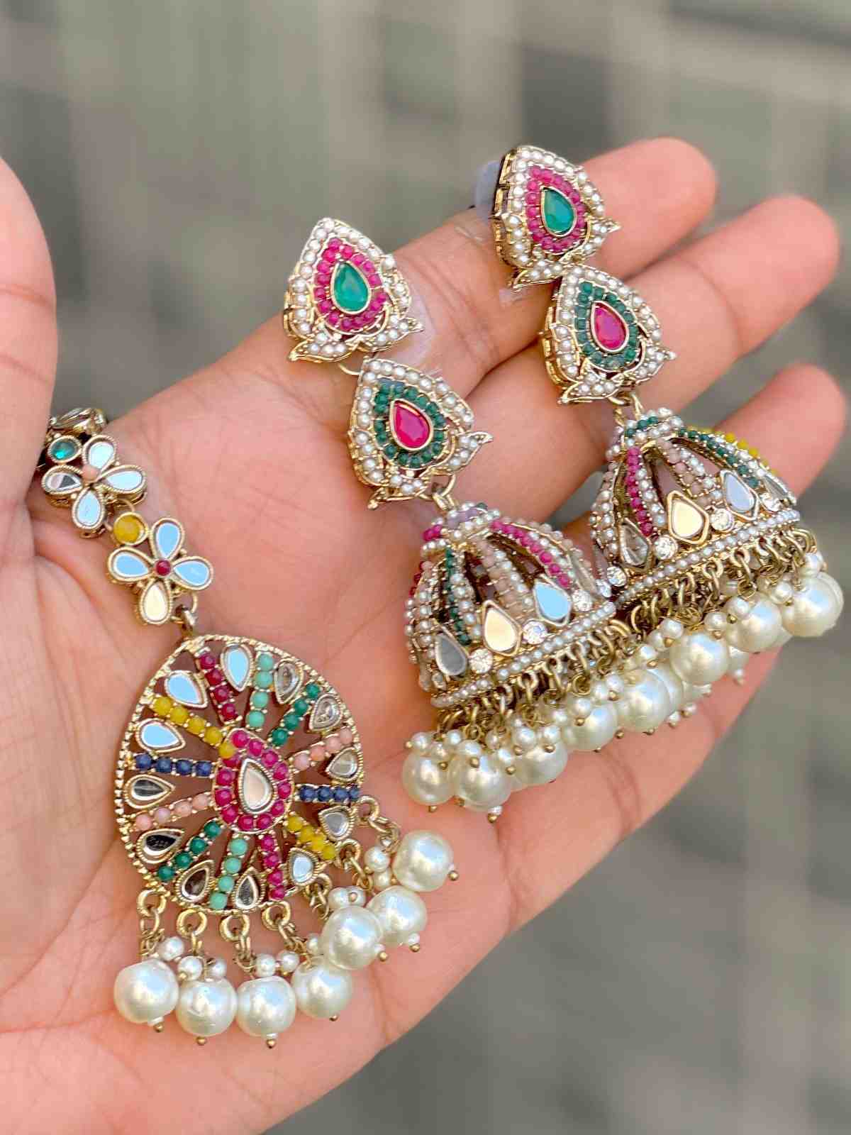 Beautiful Premium Quality  Mirror ?Chokker With Beautiful  Jhumkie And Tika...