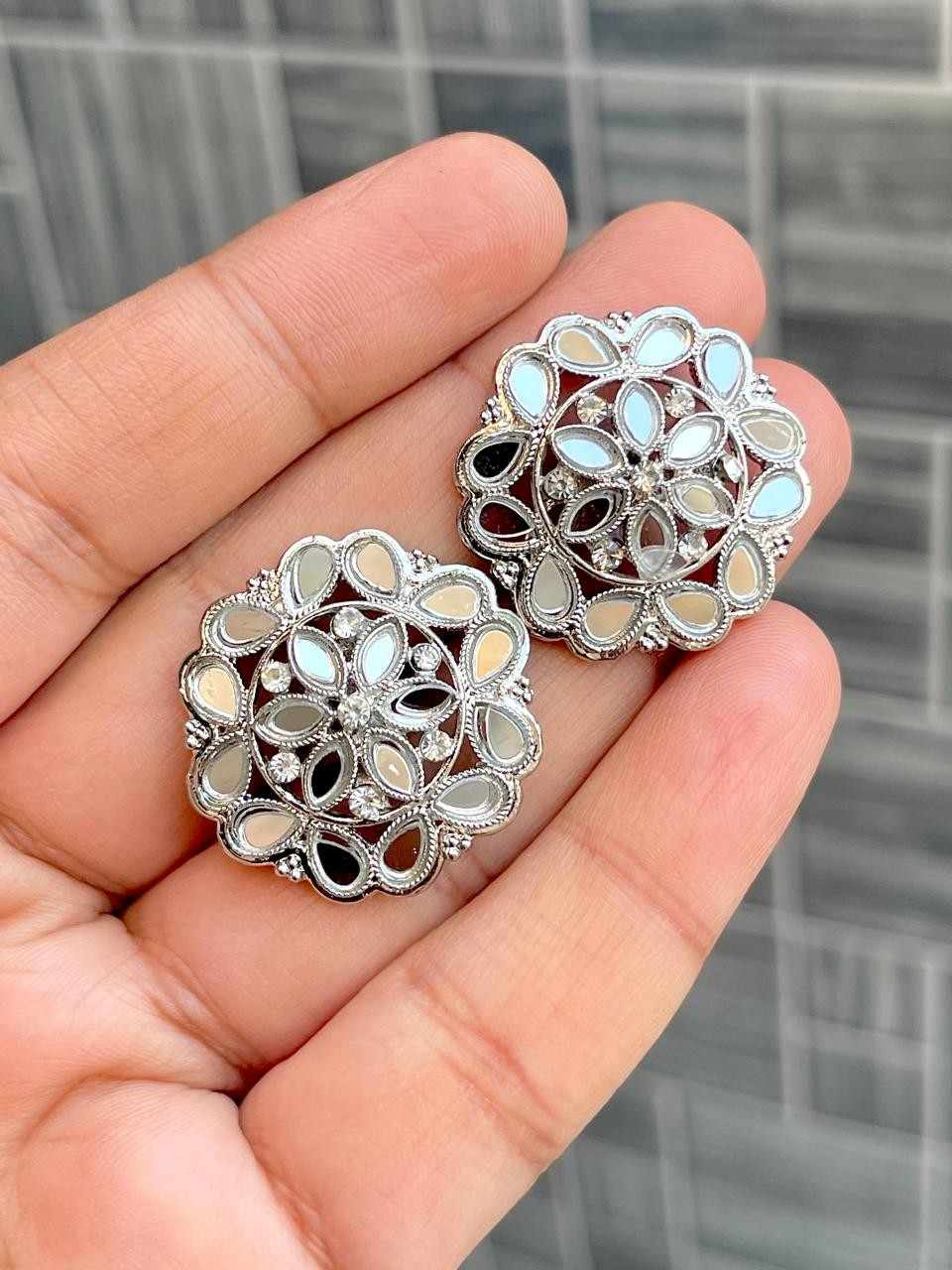 Beautiful Premium Quality Reverse Ad Stone   Studs