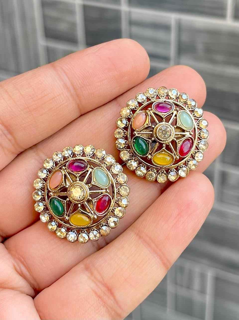 Beautiful Premium Quality Reverse Ad Stone   Studs