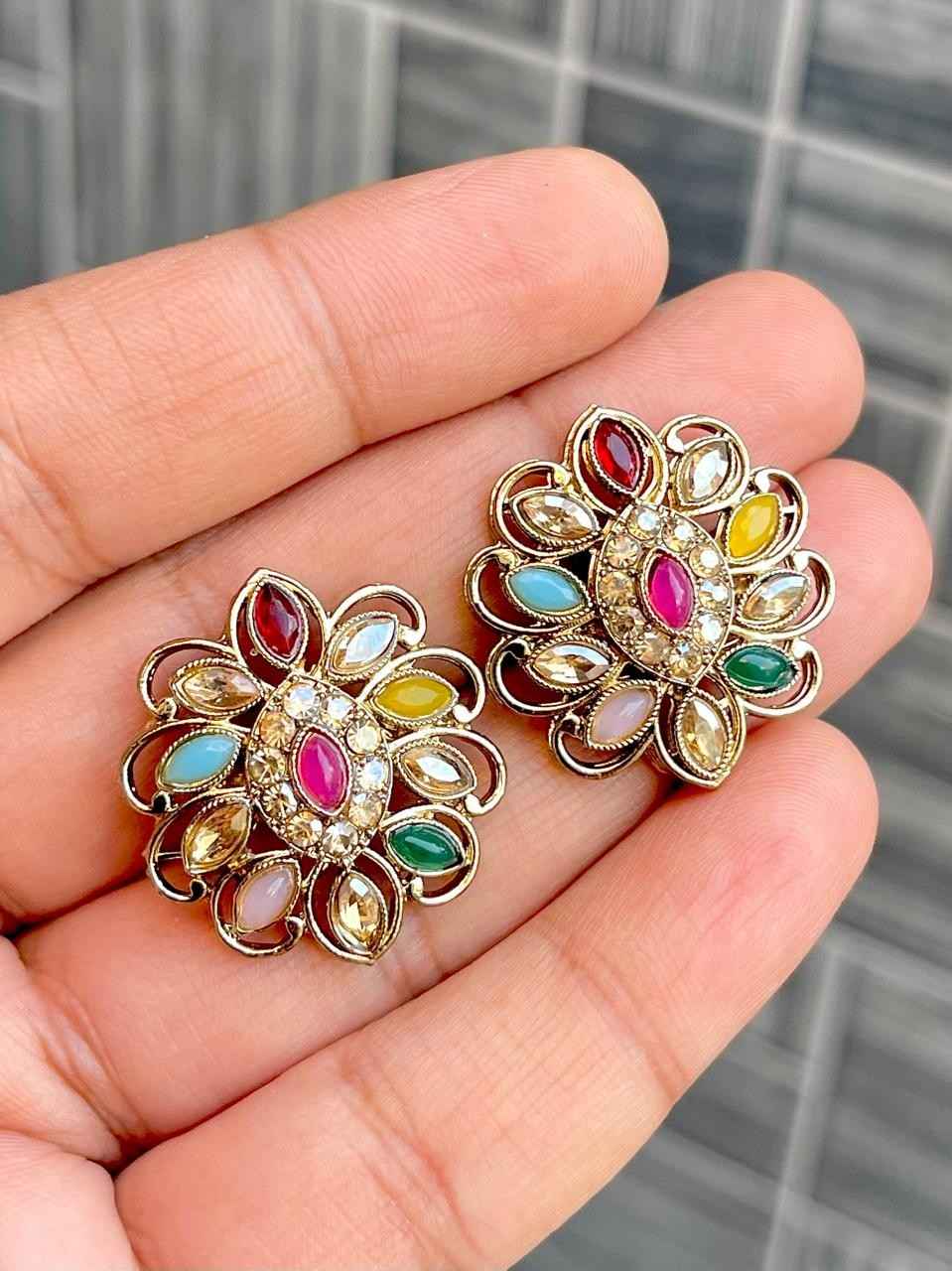 Beautiful Premium Quality Reverse Ad Stone   Studs