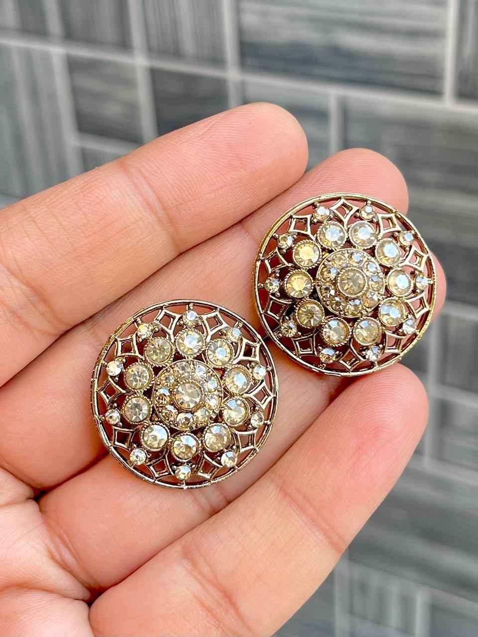 Beautiful Premium Quality Reverse Ad Stone   Studs