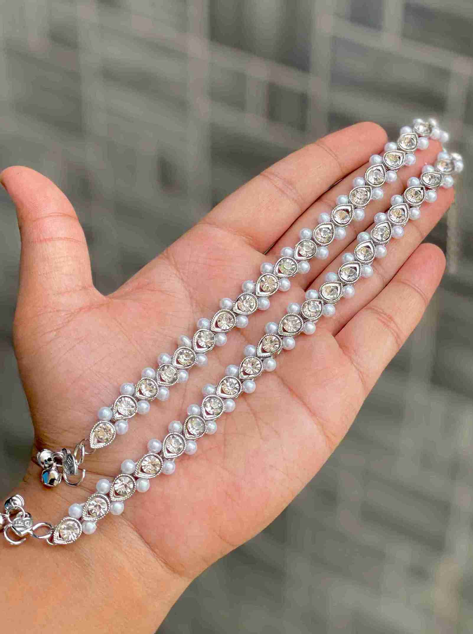 Beautiful Ghoongroo And Kundan Payal