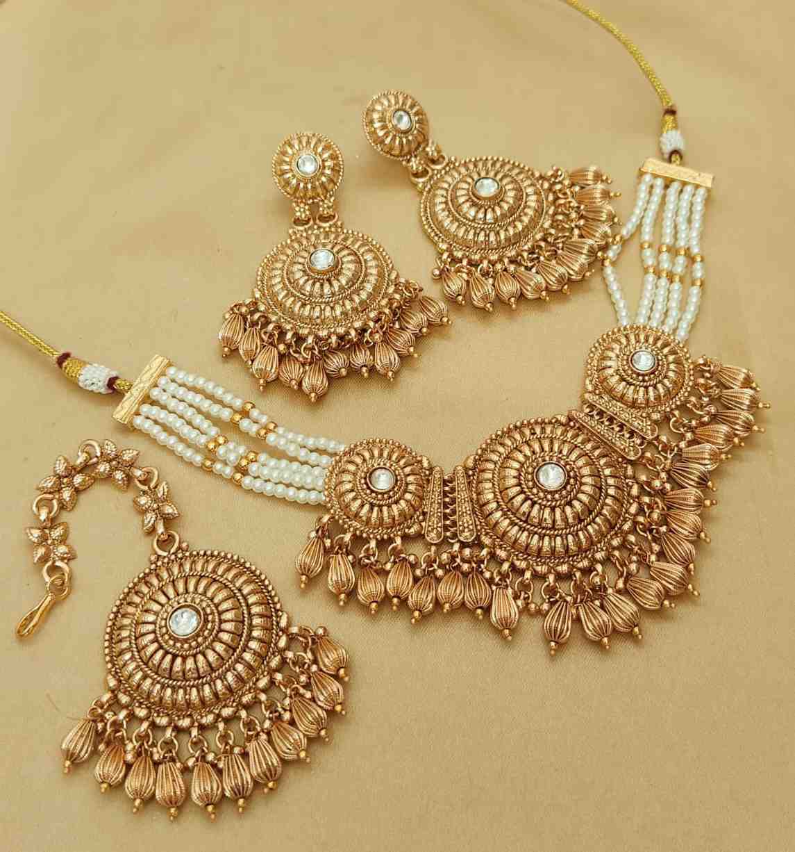 Gold Plated Matt Polish Chokker With Earrings And Tika