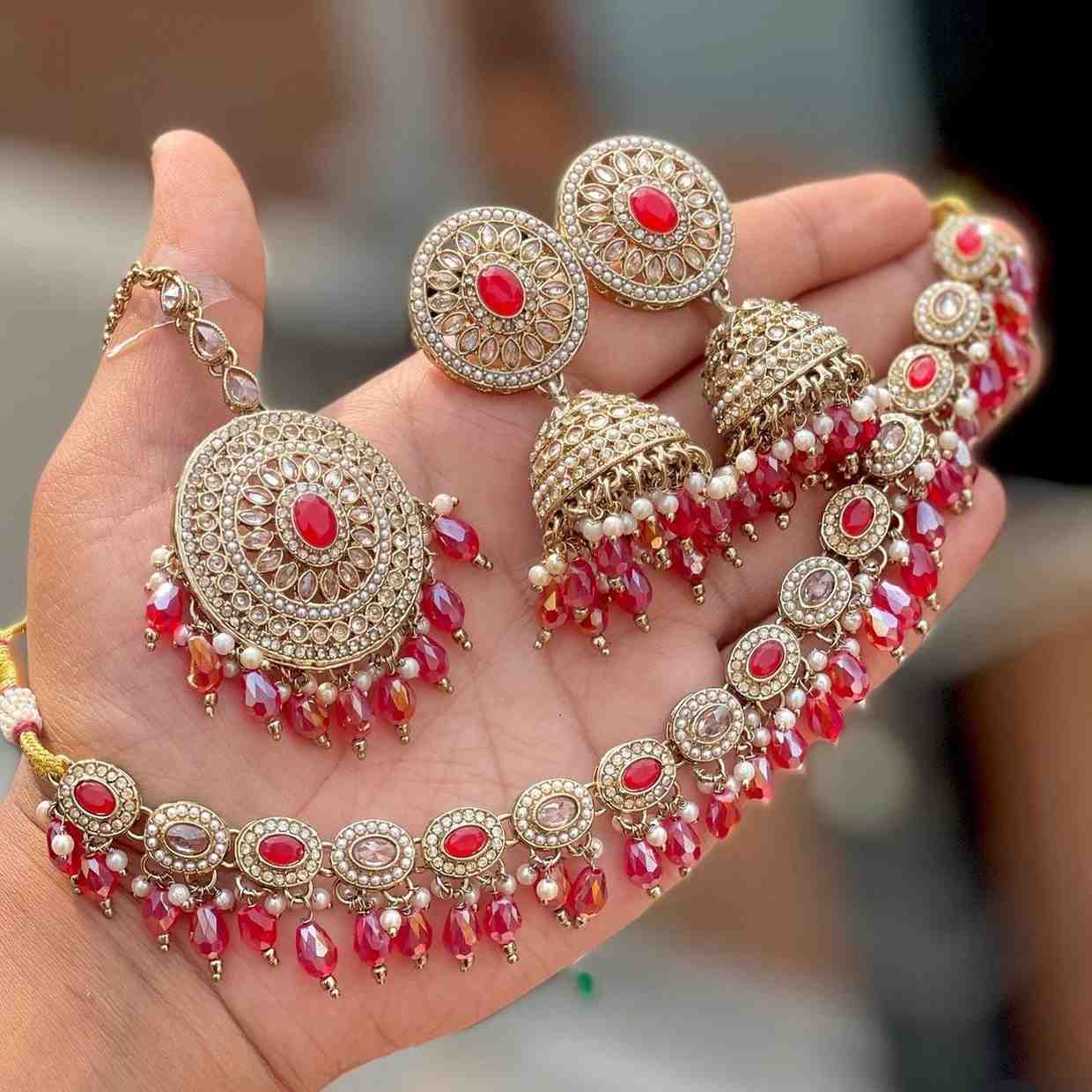 Reverse Ad Chokker With Beautiful Jhumka And Tika