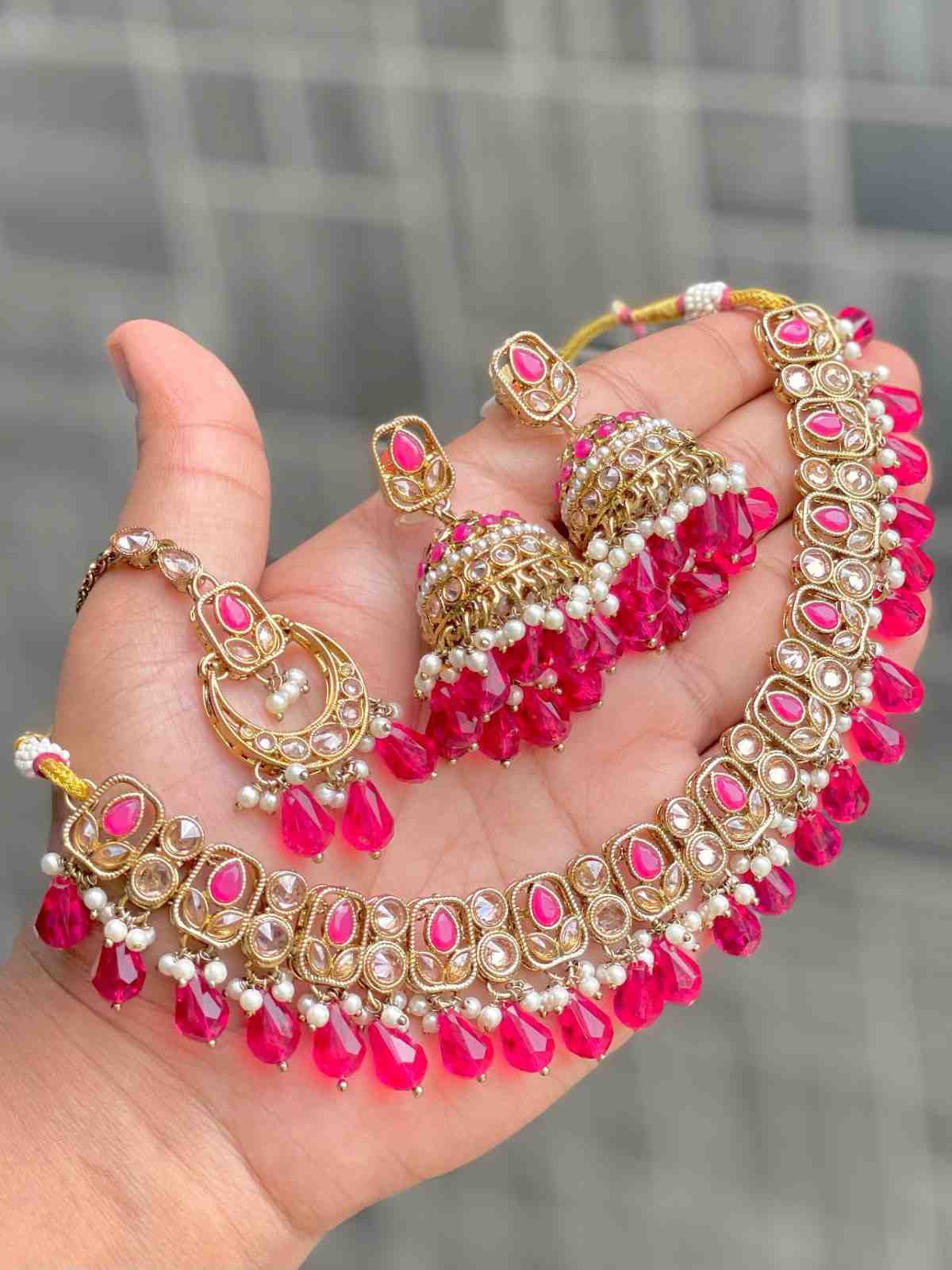 Reverse Ad Stone Work Necklase Wih Jhumkie And Tika