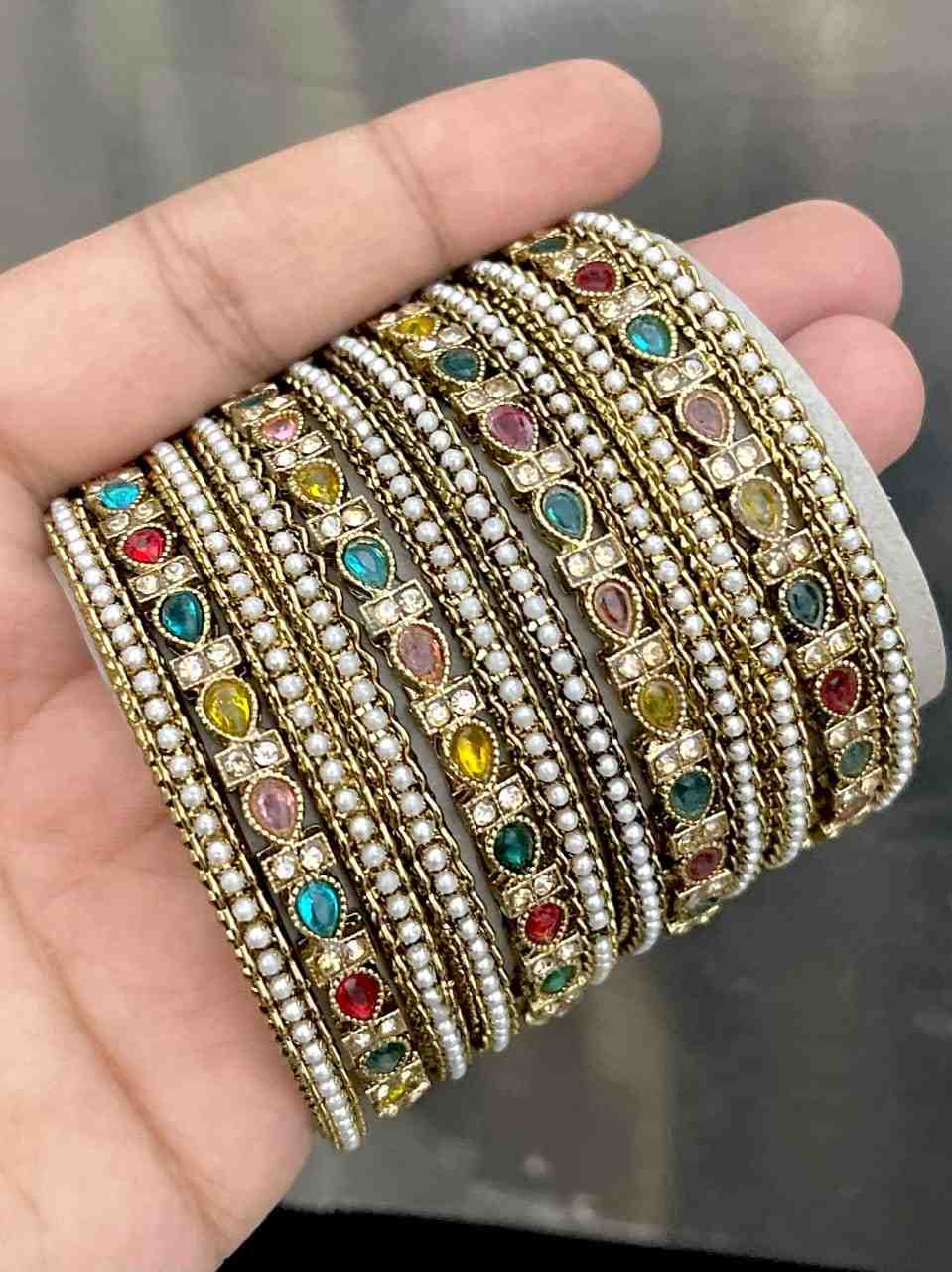 Reverse Ad Bangle Comnbo Set