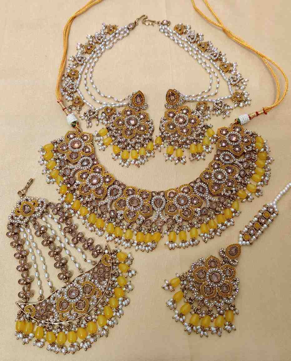 Beautiful Premium Quality Reverse Ad Stone Work Pakistani Necklace With Bahubali Earrings And Tika w