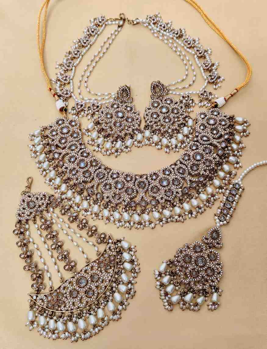 Beautiful Premium Quality Reverse Ad Stone Work Pakistani Necklace With Bahubali Earrings And Tika w