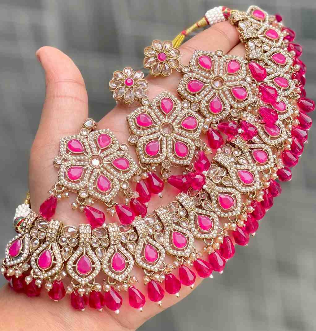 Beautiful Premium Quality  Reverse Ad Stone Work Pakistani Necklace With Beautiful Earrings and tika