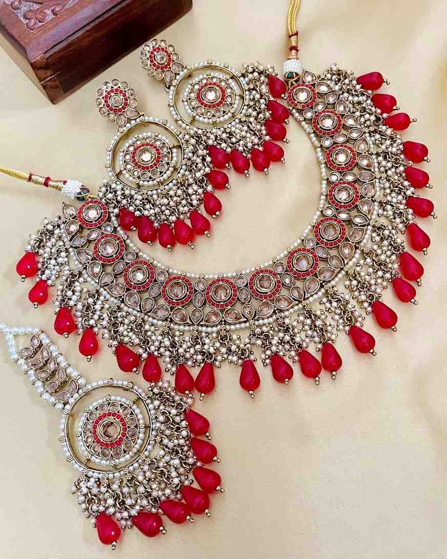 Beautiful Premium Quality  Reverse Ad Stone Work Pakistani Necklace With Beautiful Earrings and tika