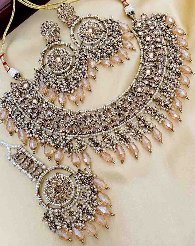 Beautiful Premium Quality  Reverse Ad Stone Work Pakistani Necklace With Beautiful Earrings and tika