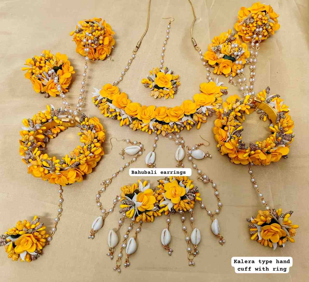 Beautiful Premium Quality Flower And Shells Necklace With Beautiful Earrings And Tika And 2 PC's Of 
